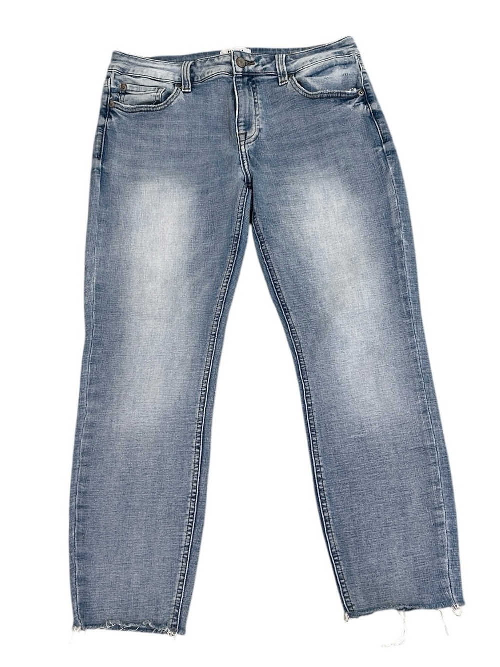 pistola Straight Light Wash Blue cropped Jeans frayed hem shadowing size 29